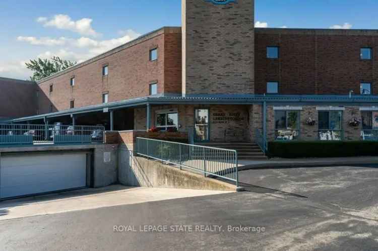 Condo For Sale in Hamilton, Ontario