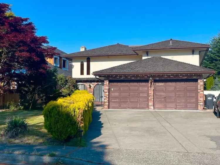 9 Bedroom House in Richmond with 3 Kitchens and Rental Suites