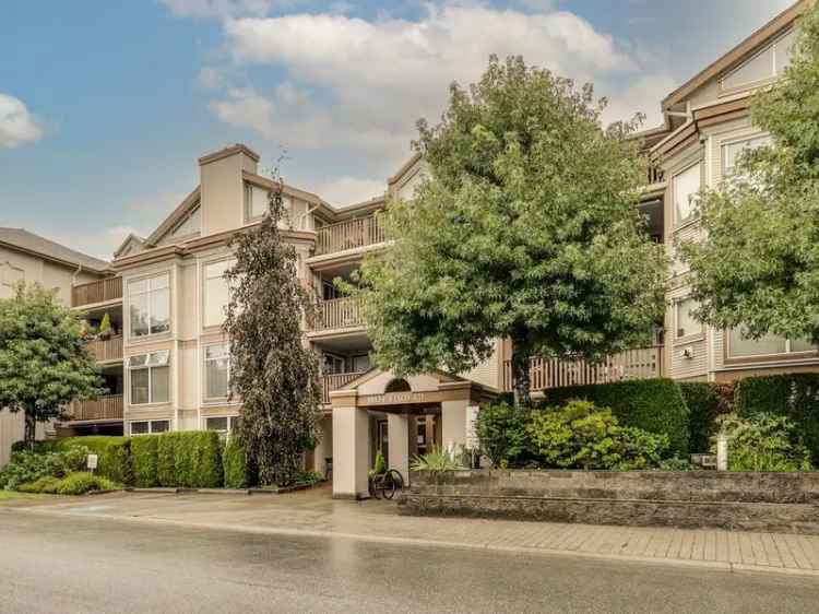 A $599,900.00 Apartment/Condo with 2 bedrooms in Central Meadows, Pitt Meadows