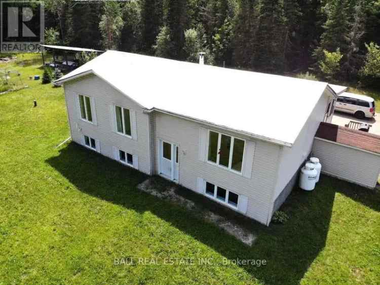 2+ Acre Private Bungalow 3 1 Bedrooms 2 Baths Near Algonquin Park