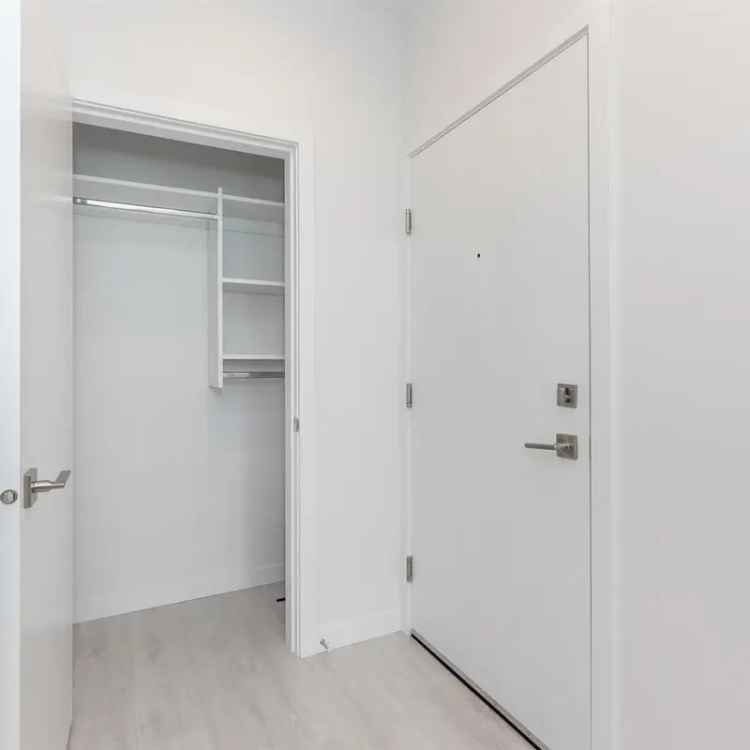 Brand New 3 Bed 2 Bath Surrey Condo Near Skytrain