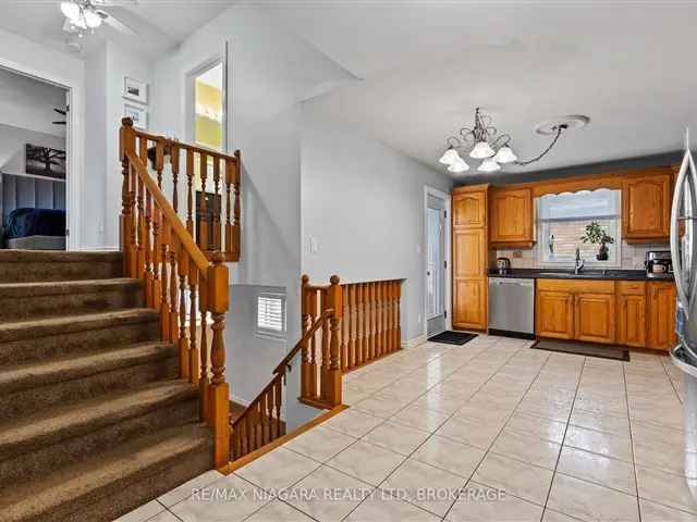 House For Sale in Niagara Falls, Ontario