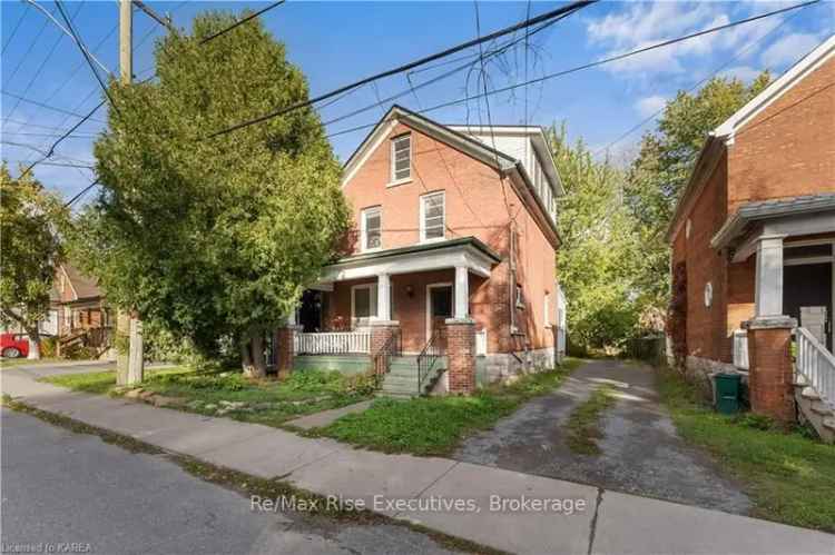 House For Sale in Kingston, Ontario