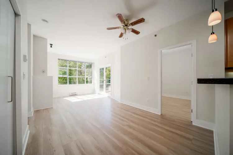 Kitsilano Condo for Sale New Yorker 2 Beds 2 Baths