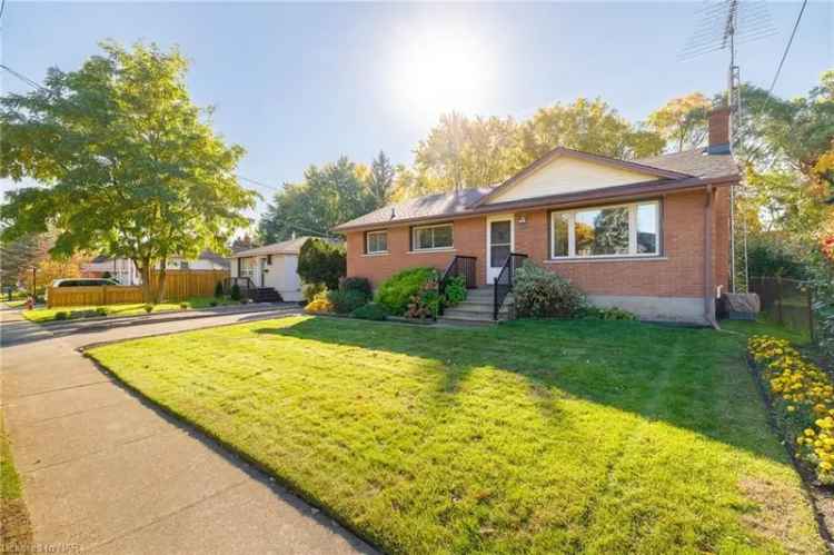 House For Sale in Niagara Falls, Ontario