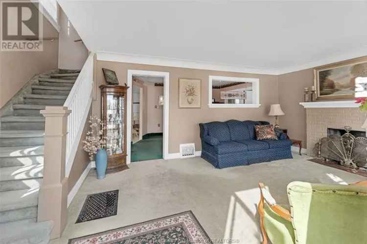 Charming Riverside Family Home 3 Beds 3 Baths