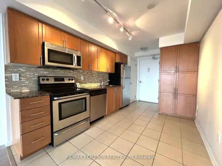 House For Rent in 800, Lawrence Avenue West, Toronto, Ontario