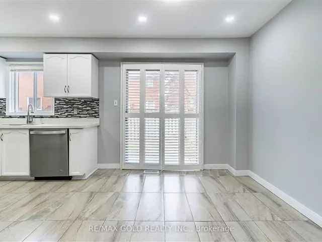 Renovated Freehold Townhouse 3 Beds 2 Baths Family Home