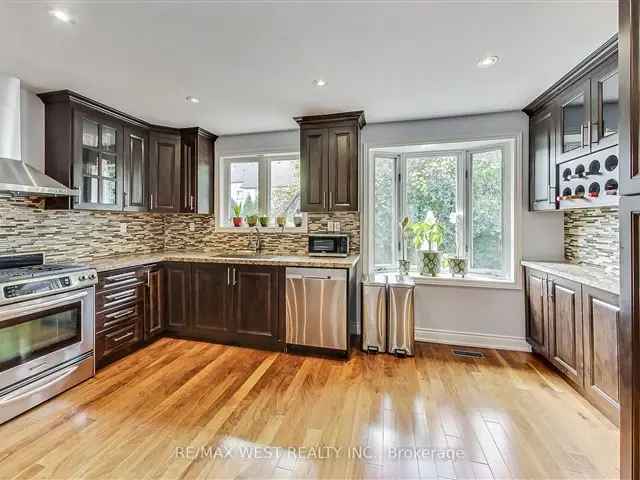 4-Bedroom Raised Bungalow in Sheridan Homelands