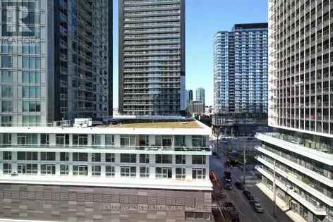 1 room apartment of 351 m² in Toronto