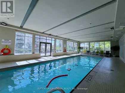 2 Bedroom 2 Bathroom Mississauga Condo 950 sq ft Corner Balcony Panoramic View