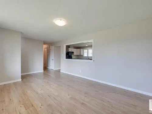 Buy House in Kilkenny Edmonton with Legal Basement Suite