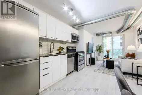 2 rooms apartment of 487 m² in Toronto