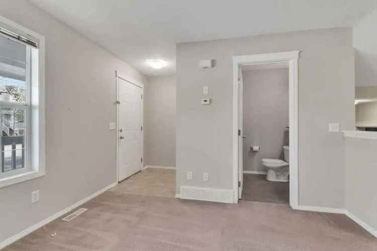 3 Bed 2.5 Bath Townhouse in Lighthouse Landing