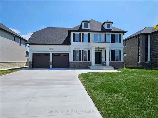 Luxury 2-Storey Home 4 Beds 25 Baths Finished Basement