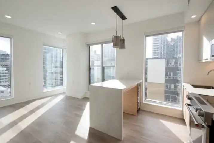 3 Bedroom Apartment Midtown Toronto Luxury Rental