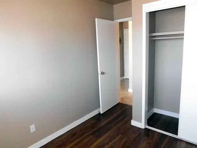 Rent Affordable Pet Friendly Apartments in Edmonton with Great Amenities