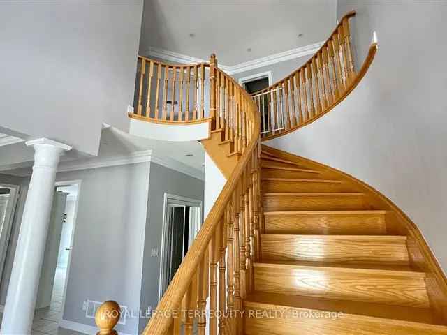 Westmount Luxury Home 4 Beds Jan 15th Available