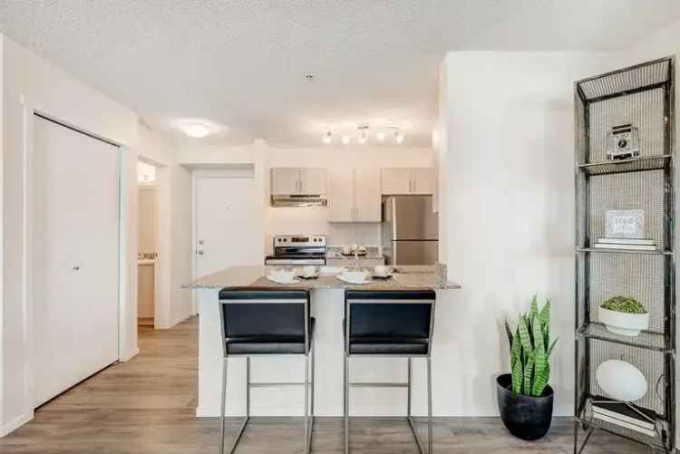 Apartment For Rent in Town of Cochrane, Alberta