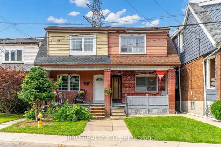 House For Sale in 16, Pryor Avenue, Toronto, Ontario