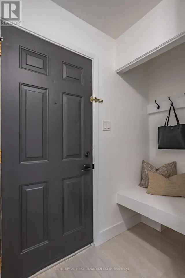 Beautifully Renovated 3-Bedroom Townhouse Backing Onto Forest