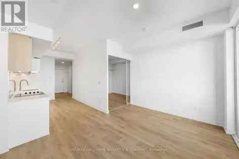 1 room apartment of 82 m² in Toronto