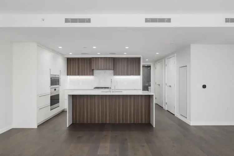 1040 SF 2-Bed Condo in Cambie Gardens Vancouver