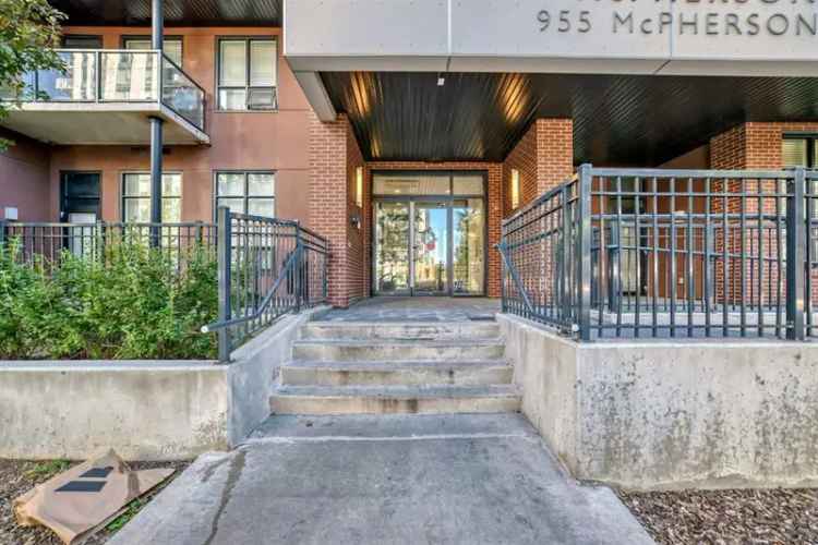 Rent a 1 Bedroom Apartment in Bridgeland with City Views and Balcony