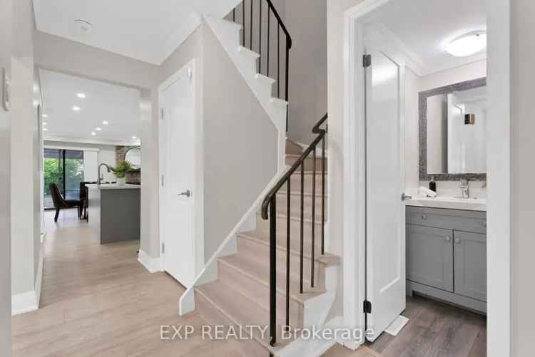 House For Sale in Mississauga, Ontario