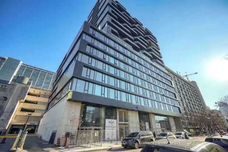 Condo For Sale in Toronto, Ontario