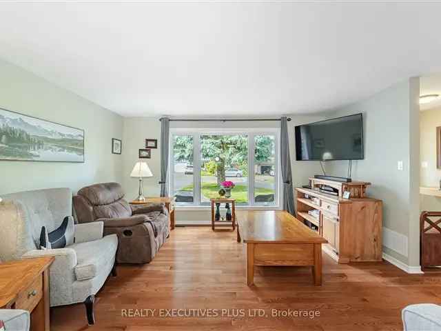 House For Sale in New Tecumseth, Ontario