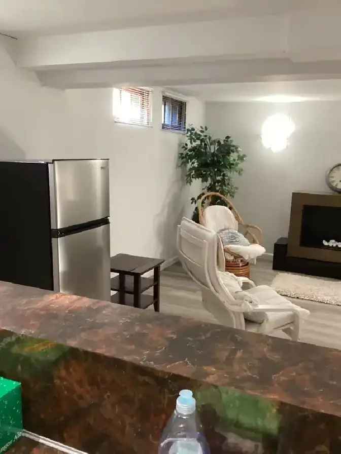 River Heights Furnished One Bedroom incl Pkg,WiFi, Utilities