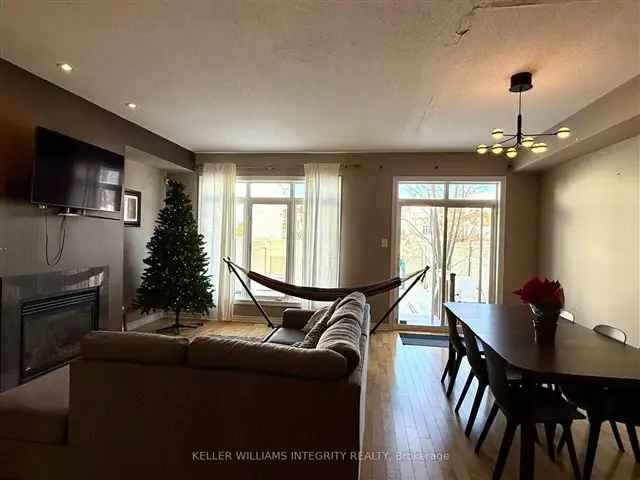 Spacious 3-Bedroom Townhome in Bridlewood Available February 1st, 2025