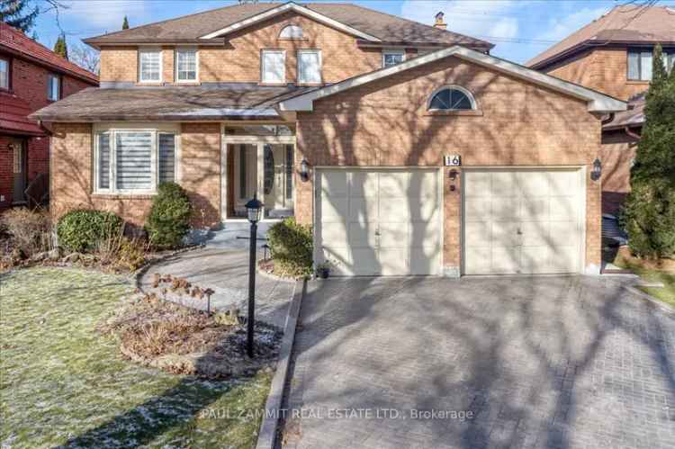 House For Sale in 16, Parklawn Crescent, Markham, Ontario