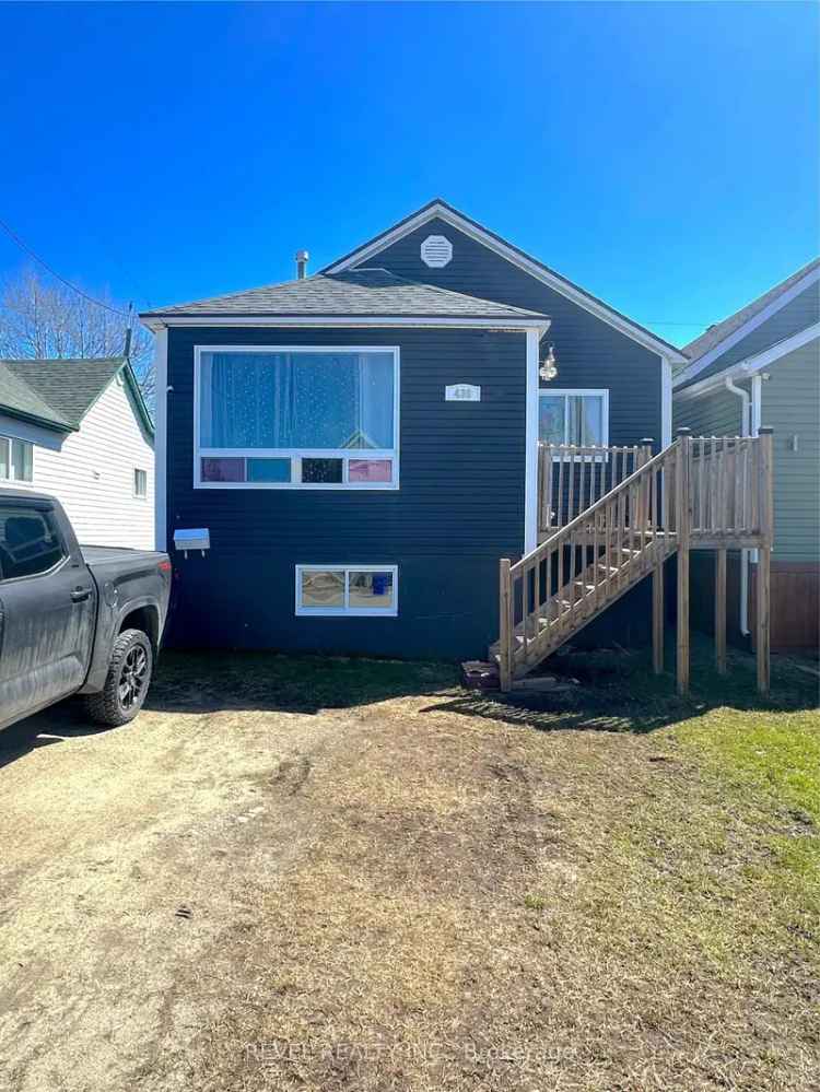 House For Sale , 430, Tamarack Street, Timmins, Ontario