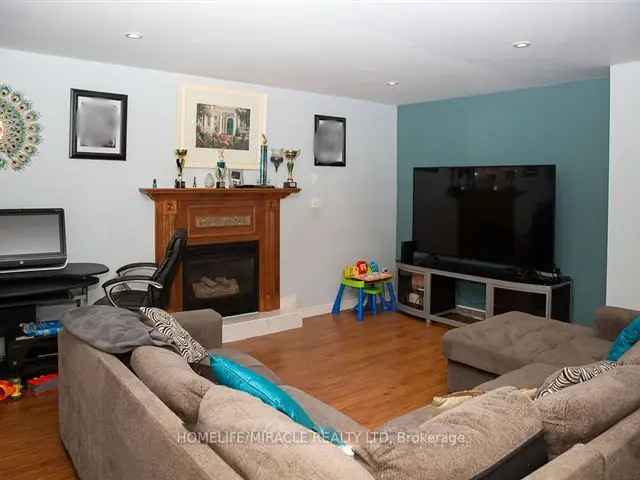 House For Sale in Chatham, Ontario