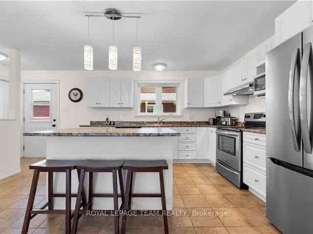 House For Sale in Renfrew, Ontario