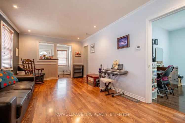 84 Chetwood St Catharines 3-Bedroom Bungalow