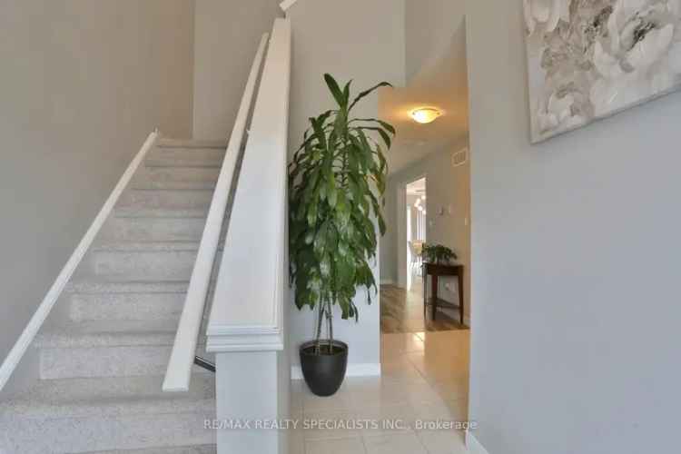Stunning South Guelph Home with Walkout Basement and 3 Bedrooms