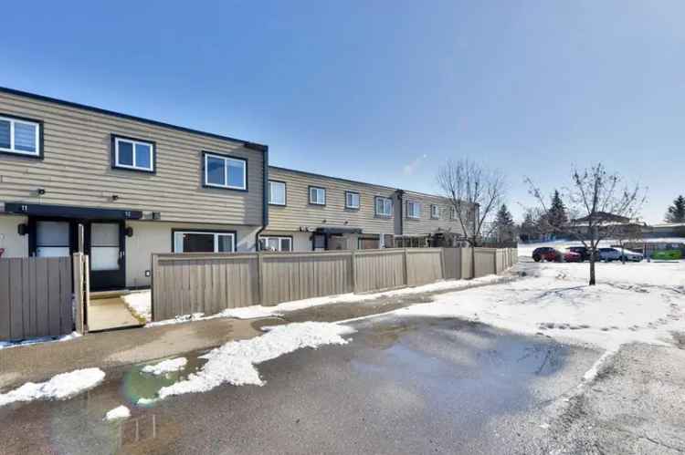 House For Sale in Stoney Trail SW, Calgary, Alberta