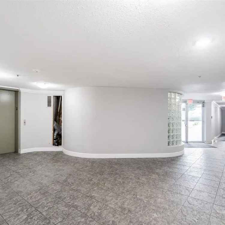 Abbotsford Condo for Sale 2 Bed 2 Bath