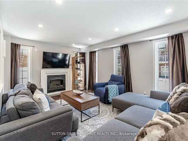 Townhouse For Sale in Brampton, Ontario