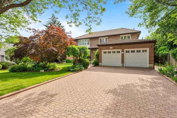 Buy House in Unionville with Oversized Lot and Backyard Features