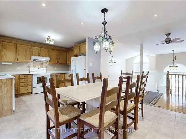 Spacious Bungalow Home Near Lake Simcoe