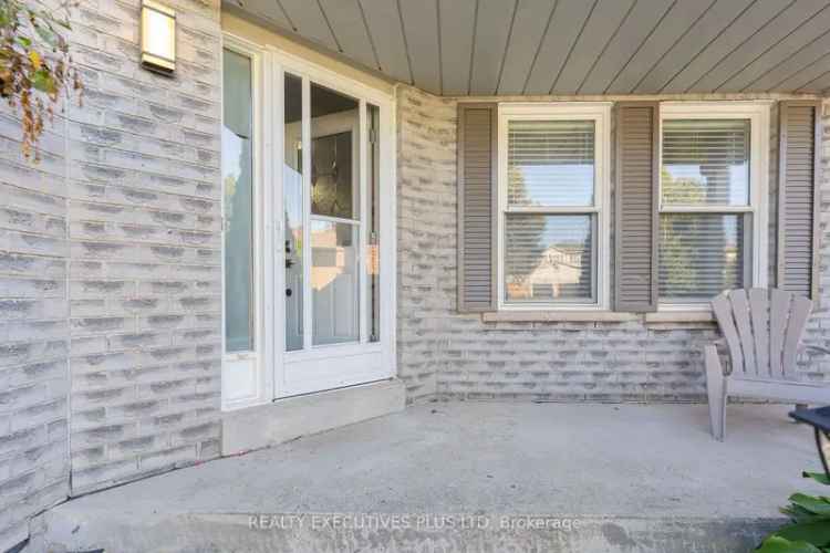 House For Sale in Orangeville, Ontario