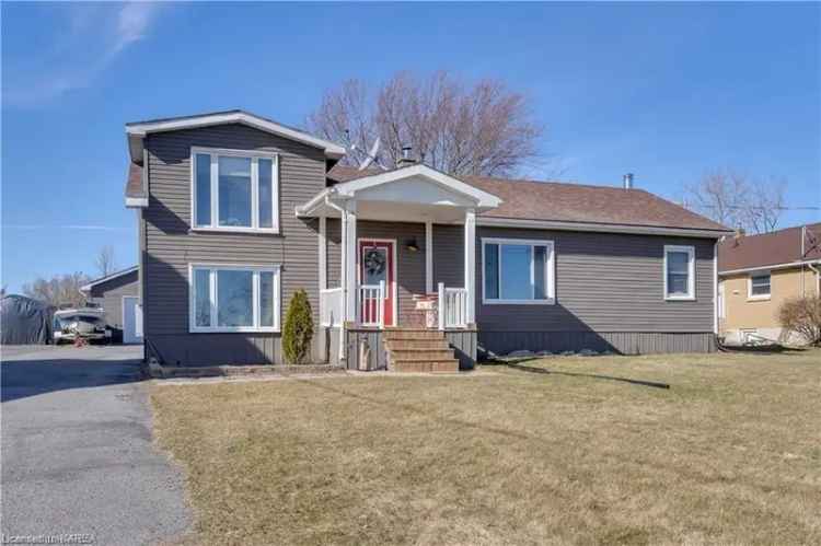 House For Sale in Loyalist, Ontario