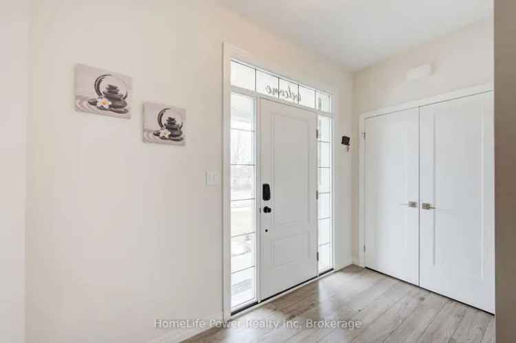 Spacious 4-Bedroom Townhome - 2198 Sq Ft - Family Friendly