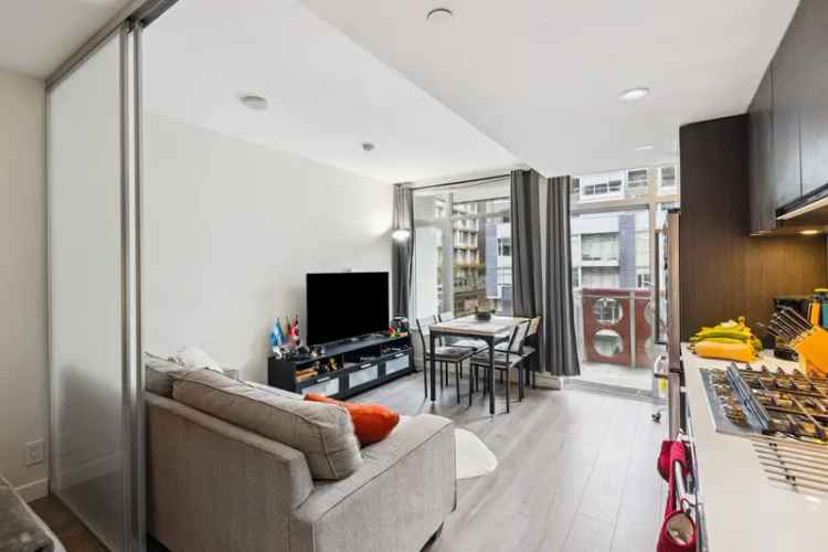 Vancouver Mount Pleasant Condo Jr 1 Bed + Den  R2982364