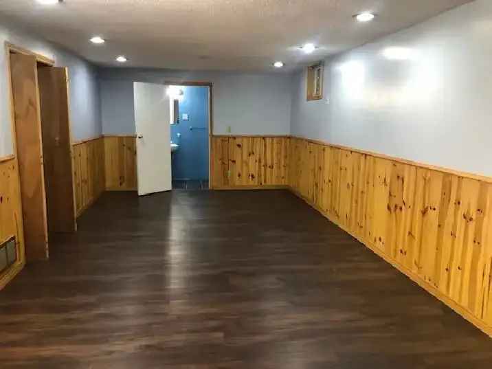 1 Bed 1 Bath Basement Unit Scarborough ON