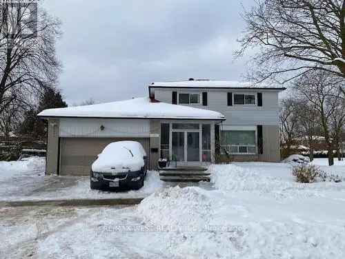 Buy House in Agincourt Toronto with 4 Bedrooms and Park Access